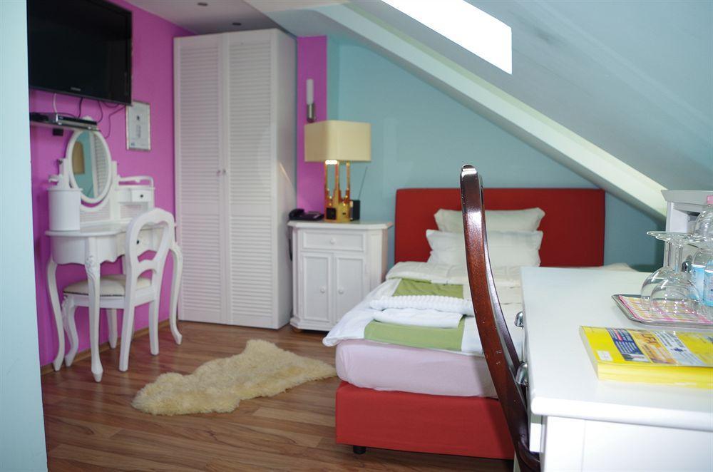 Hotel Franken An Der Messe Frankfurt am Main Ngoại thất bức ảnh
