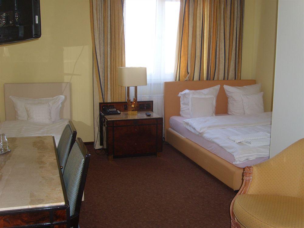 Hotel Franken An Der Messe Frankfurt am Main Ngoại thất bức ảnh